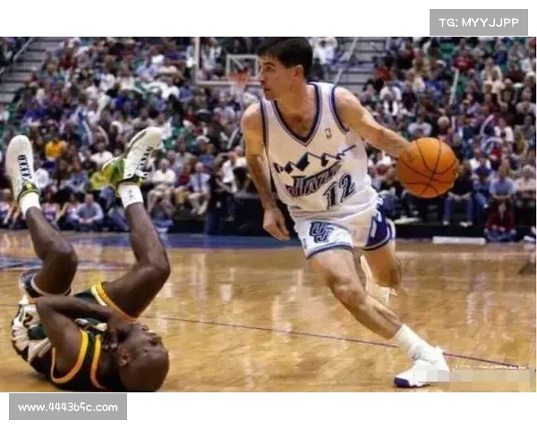 NBA助攻王历史盘点:从魔术师约翰逊到现代传球大师的辉煌征程 NBA助攻王历史盘点:从魔术师约翰逊到现代传球大师的辉煌征程